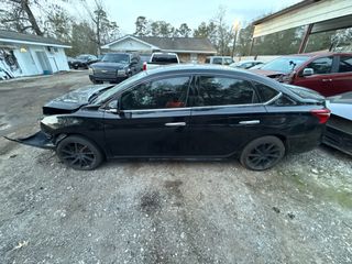 2019 Nissan Sentra SR - Exterior Side Driver Image